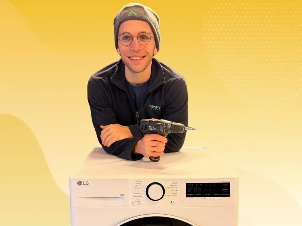 Julien, technicien réparateur électroménager Satisfix à Lyon