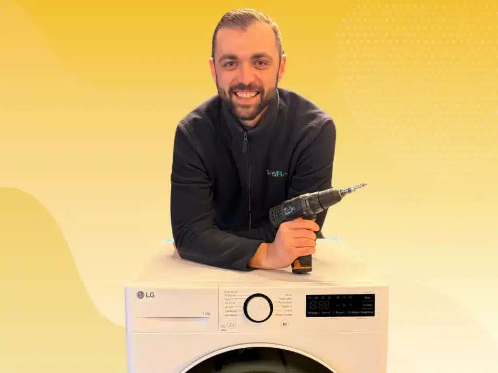 Simon, technicien Satisfix intervenant sur lave-vaisselle à Lyon
